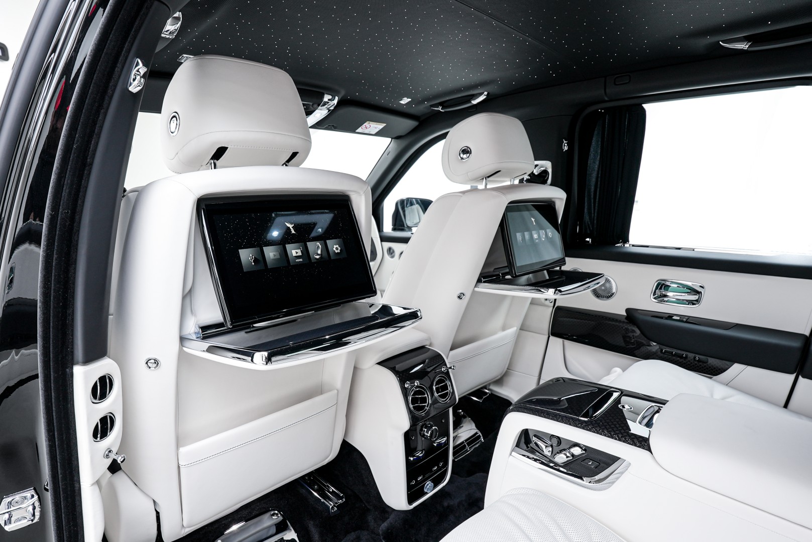 2026 ROLLS ROYCE CULLINAN | BLACK BADGE | GCC | MAIN DEALER WARRANTY SERVICE